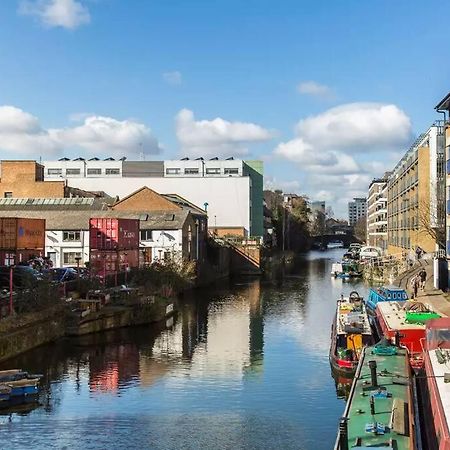 Canal-Side Apartment In Shoreditch Londýn Exteriér fotografie